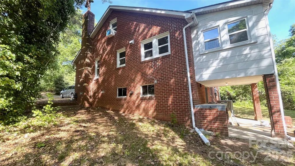 205 Sunrise Avenue Mount Gilead, NC 27306