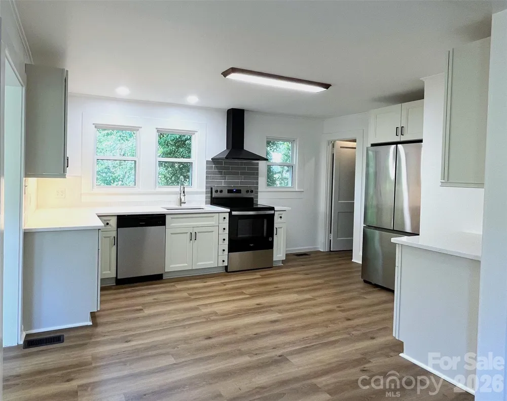205 Sunrise Avenue Mount Gilead, NC 27306