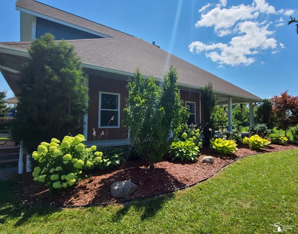 1827 Newport Road Ash Township, MI 48166