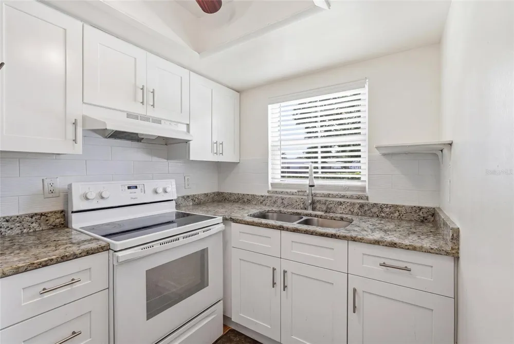 404 E ORLANDO AVENUE #11B Ocoee, FL 34761