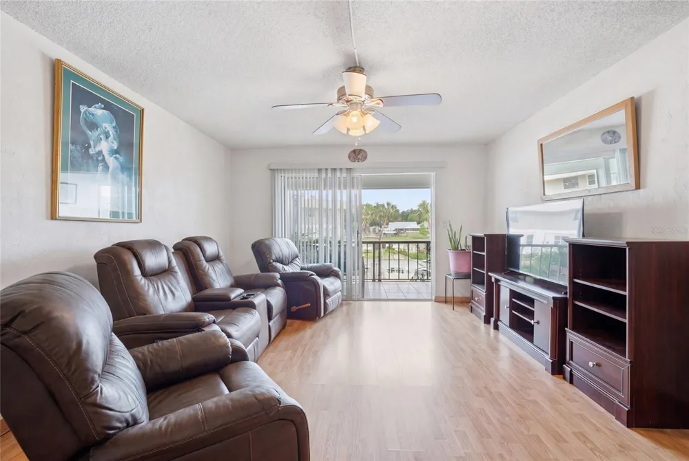 404 E ORLANDO AVENUE #11B Ocoee, FL 34761