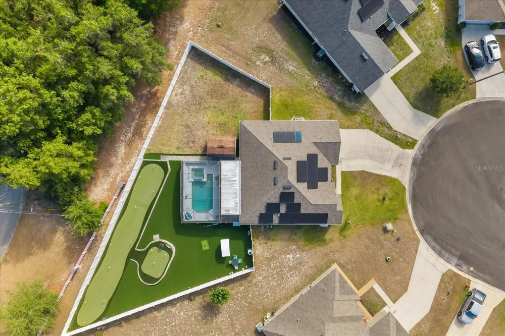 906 EDITH DRIVE Fruitland Park, FL 34731