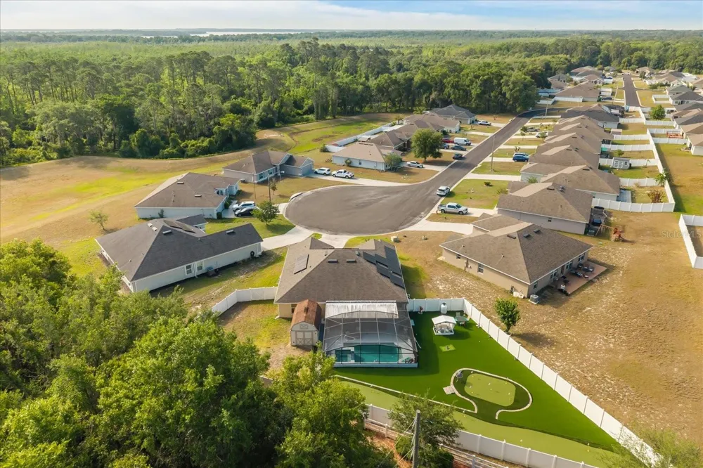 906 EDITH DRIVE Fruitland Park, FL 34731