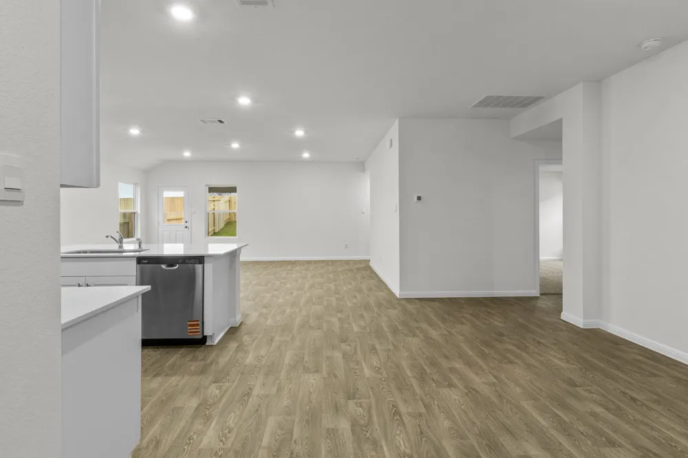 244 Flora Vista Street San Marcos, TX 78666