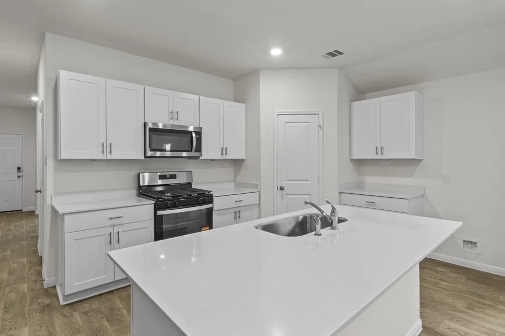 244 Flora Vista Street San Marcos, TX 78666