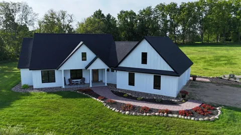 9016 County Road 3 NW
