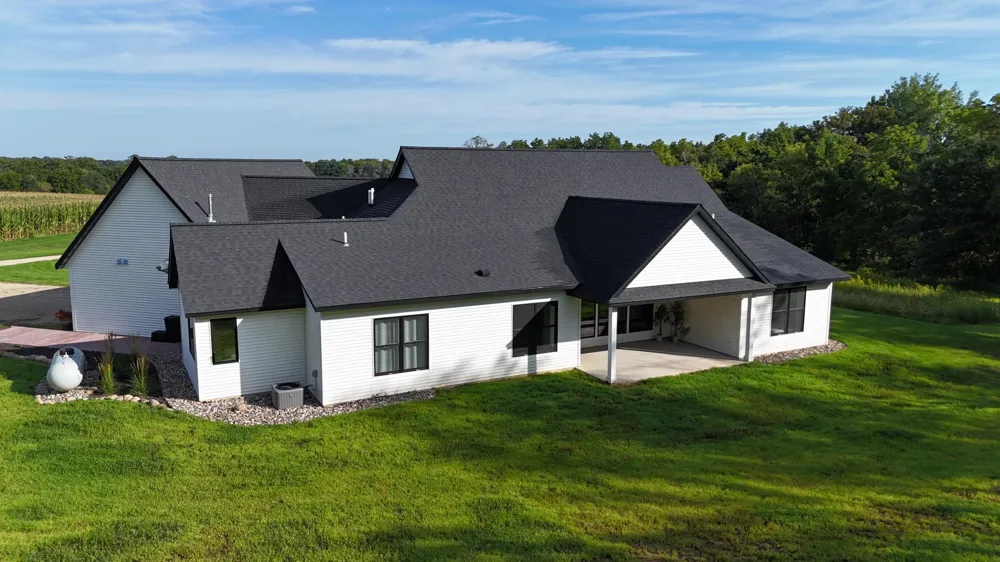 9016 County Road 3 NW Oronoco, MN 55960