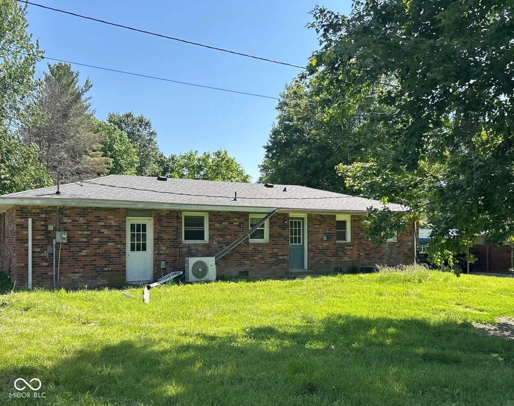 1720 E Lois Lane North Vernon, IN 47265