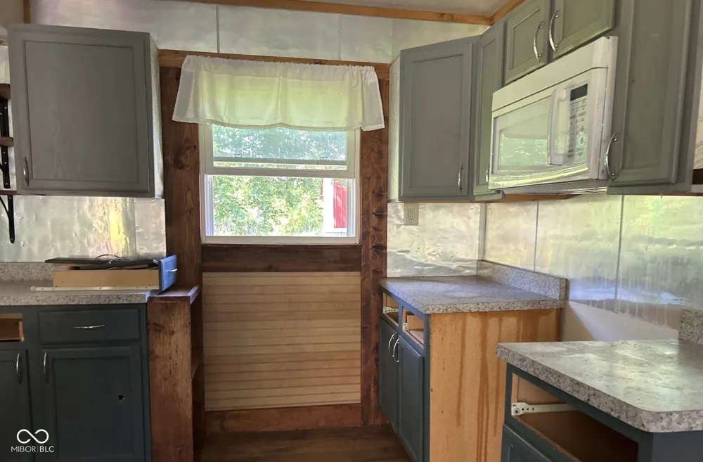 1720 E Lois Lane North Vernon, IN 47265