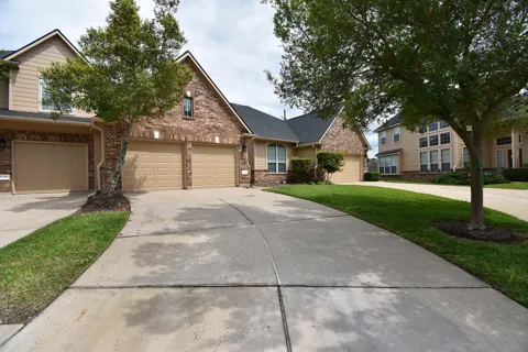 1734 Pepper Hill Lane