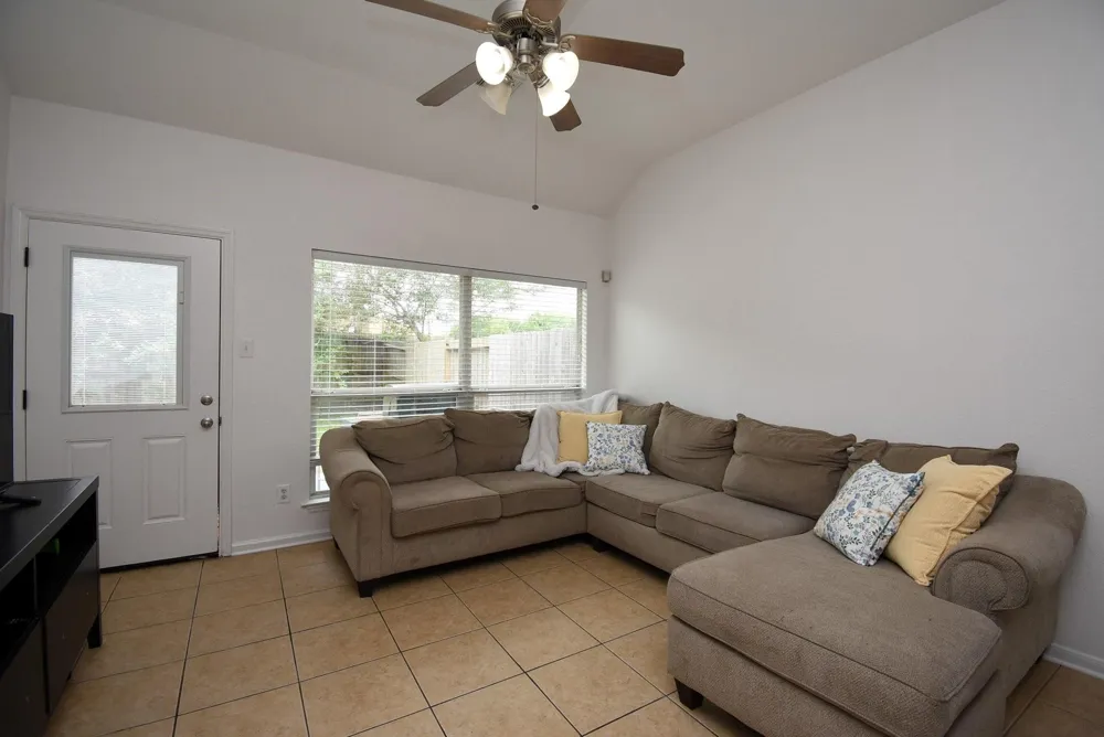 1734 Pepper Hill Lane Sugar Land, TX 77479