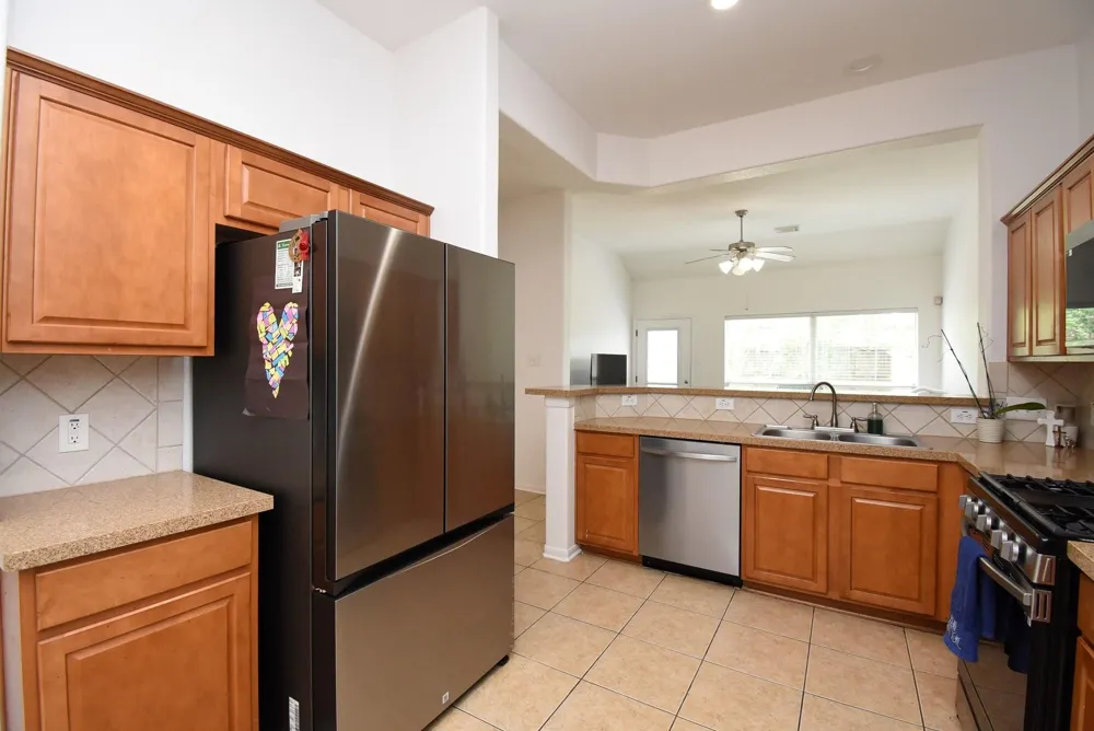1734 Pepper Hill Lane Sugar Land, TX 77479
