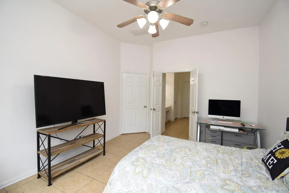 1734 Pepper Hill Lane Sugar Land, TX 77479