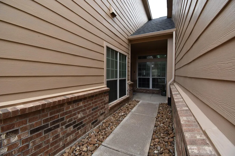 1734 Pepper Hill Lane Sugar Land, TX 77479