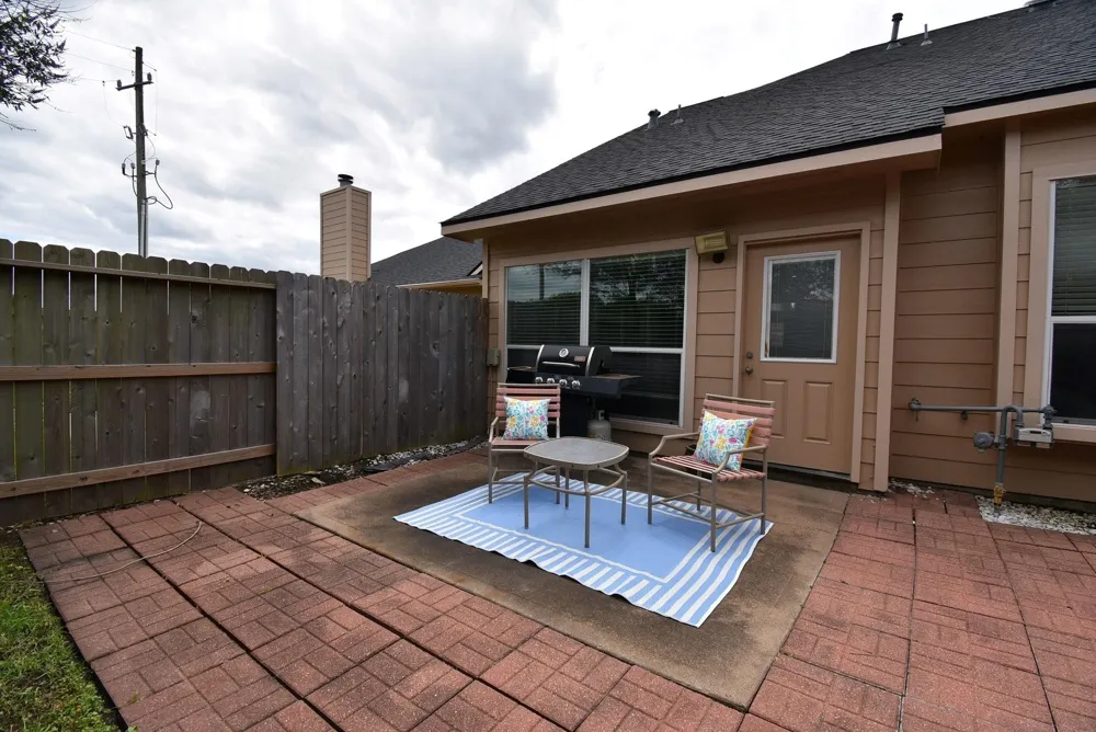 1734 Pepper Hill Lane Sugar Land, TX 77479