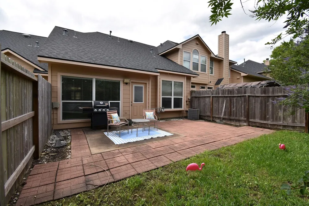 1734 Pepper Hill Lane Sugar Land, TX 77479