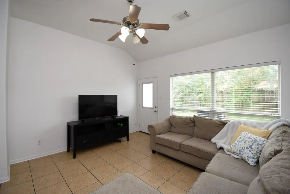 1734 Pepper Hill Lane Sugar Land, TX 77479