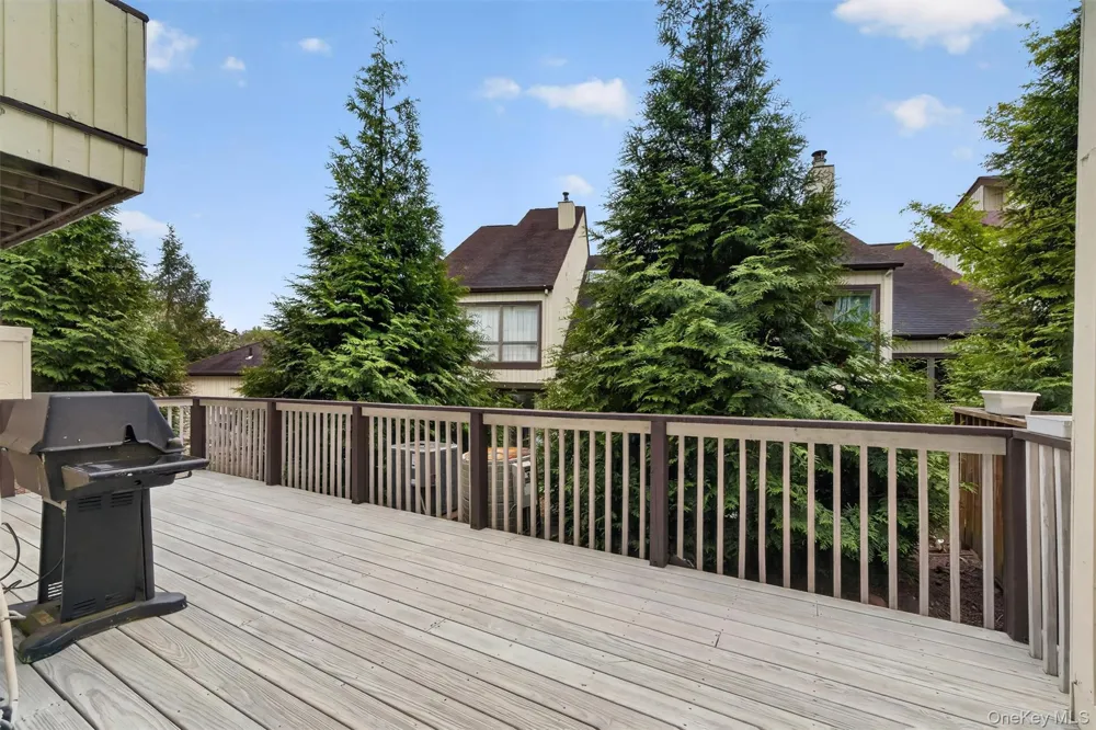 5 Bannock Court Suffern, NY 10901