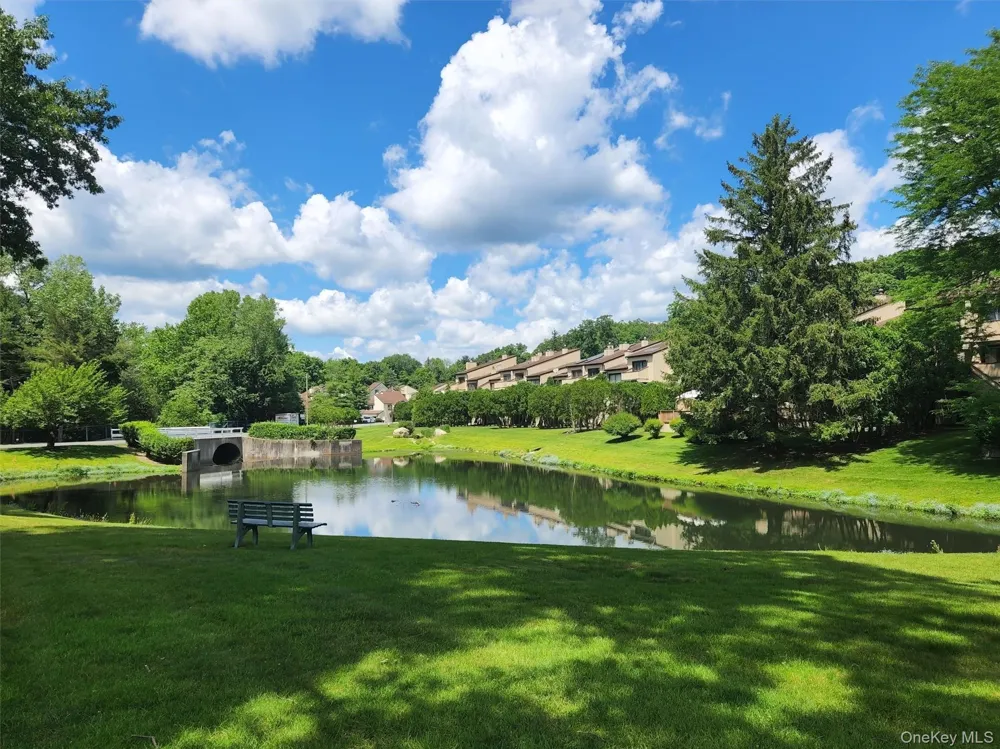 5 Bannock Court Suffern, NY 10901