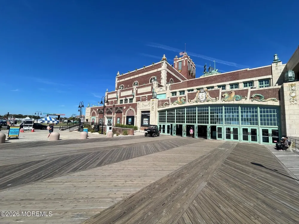 1 5th Avenue #Unit #307 Neptune City, NJ 07753