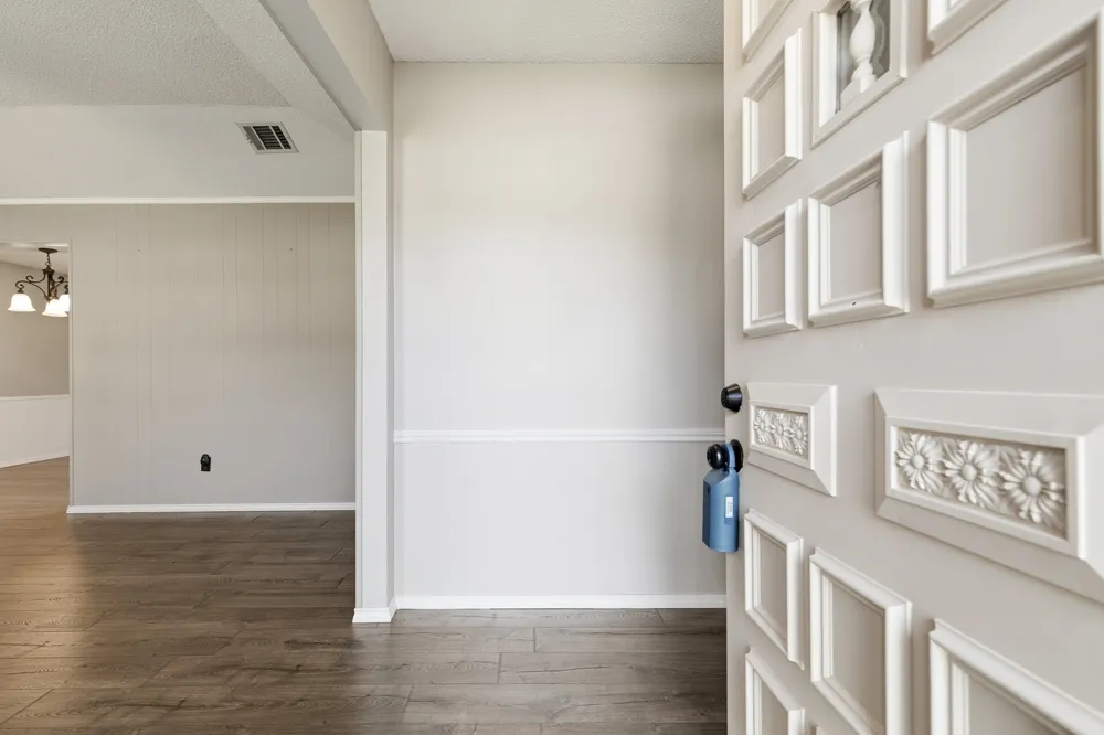 6612 Patsy Lane Watauga, TX 76148