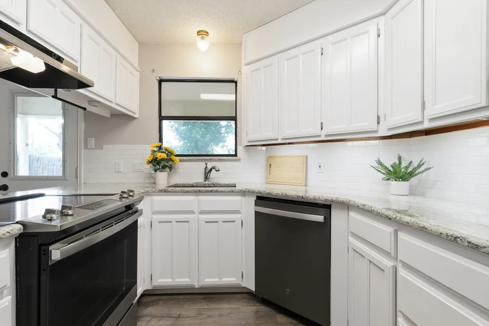 6612 Patsy Lane Watauga, TX 76148