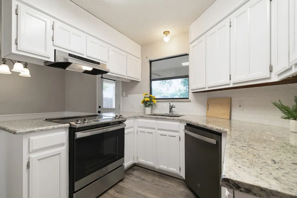 6612 Patsy Lane Watauga, TX 76148