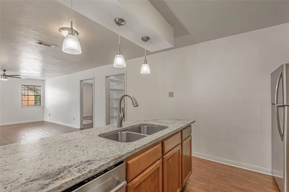2402 Sycamore Avenue #E1 Huntsville, TX 77340