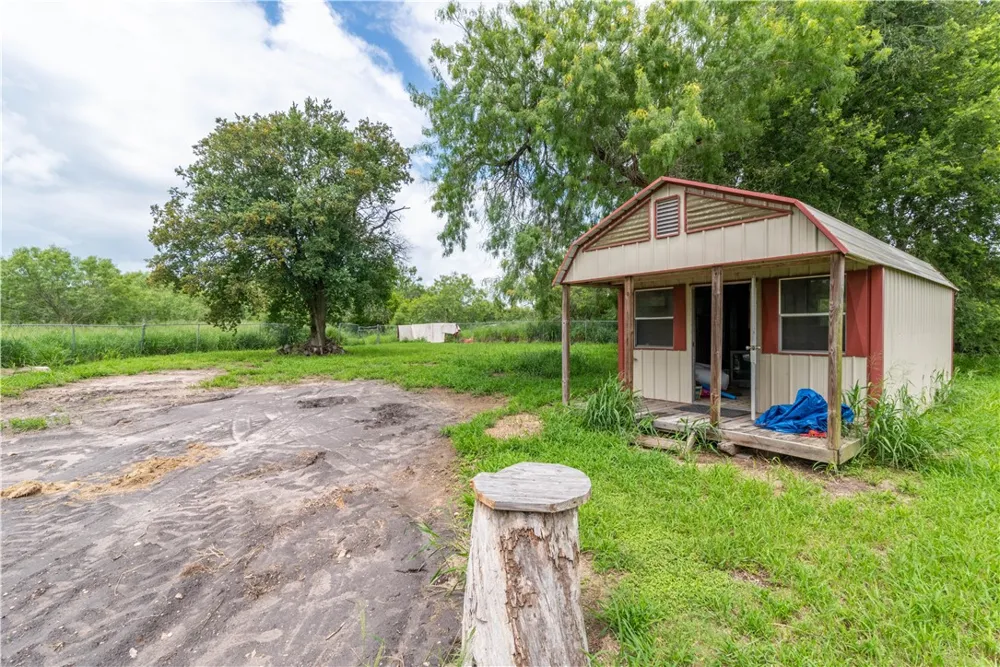 143 Trail Ridge Drive Sandia, TX 78383