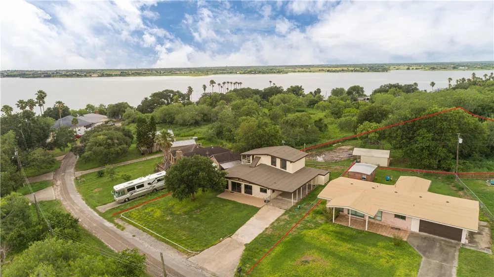 143 Trail Ridge Drive Sandia, TX 78383