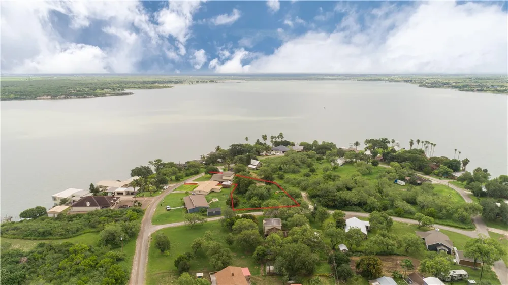 143 Trail Ridge Drive Sandia, TX 78383