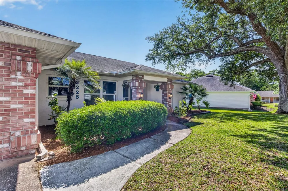 2225 VISTA PALM DRIVE Edgewater, FL 32141