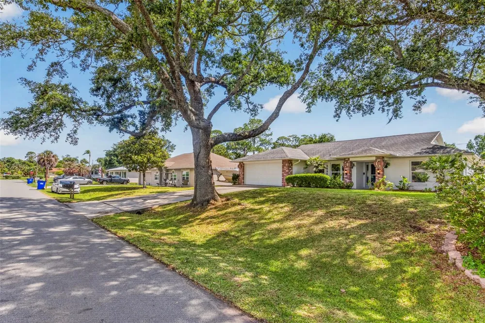 2225 VISTA PALM DRIVE Edgewater, FL 32141