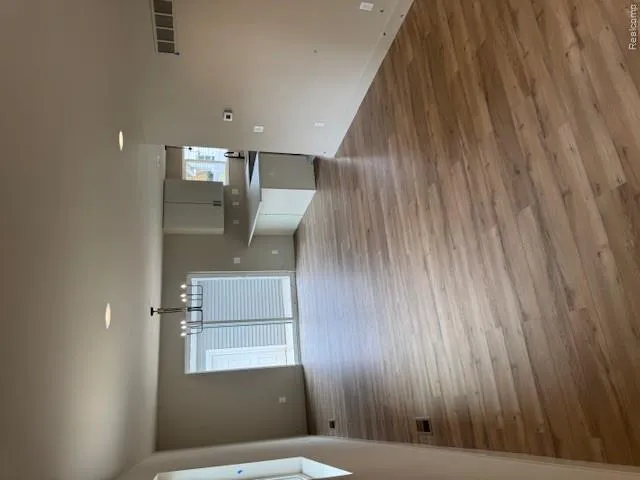 27305 Groveland Street Madison Heights City, MI 48071
