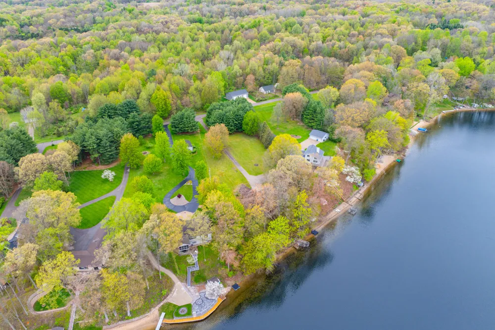 28323 Northern Bluff Drive Gobles, MI 49055