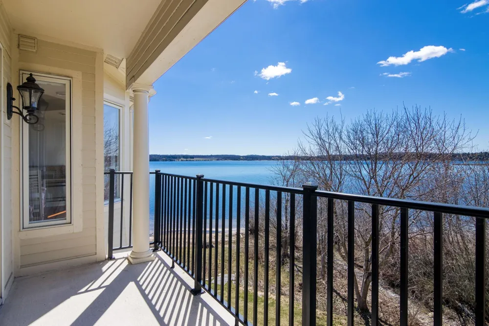 704 Dockside Circle Suttons Bay Township, MI 49682