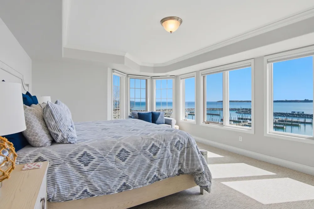 704 Dockside Circle Suttons Bay Township, MI 49682
