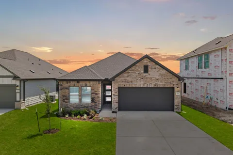 144 Wind Hill