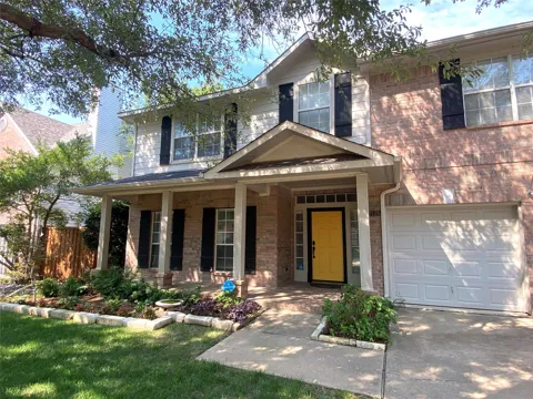 2125 Columbia Drive