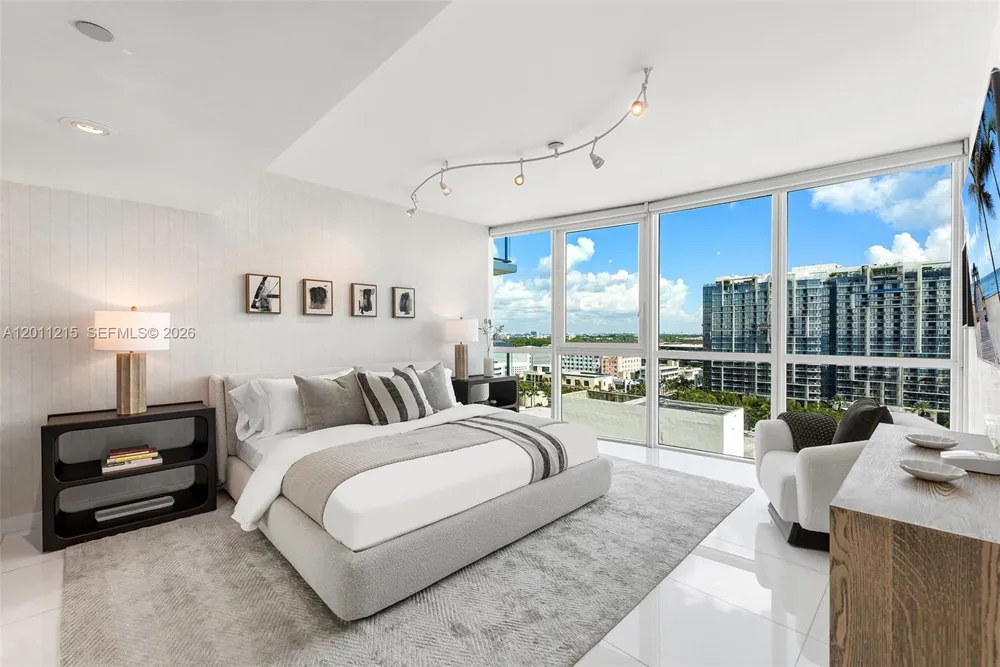 101 20th St #1707 Miami Beach, FL 33139