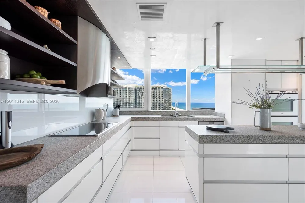 101 20th St #1707 Miami Beach, FL 33139