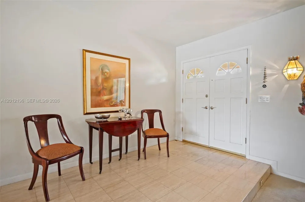 15705 SW 77th Ave Palmetto Bay, FL 33157