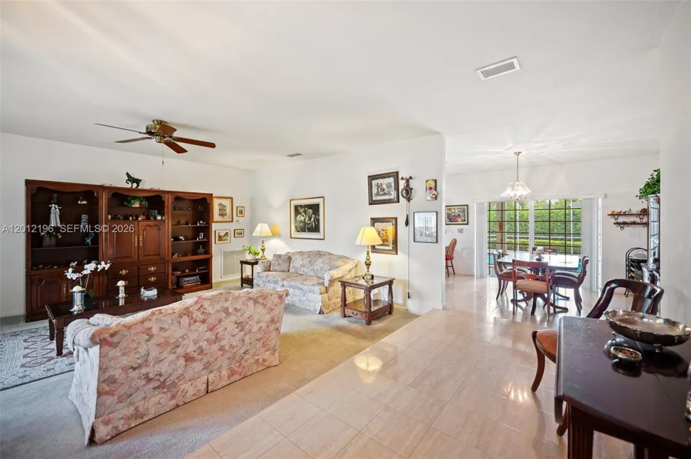 15705 SW 77th Ave Palmetto Bay, FL 33157