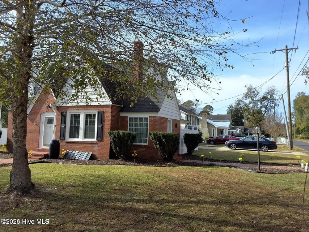 215 Elm Street Chadbourn, NC 28431