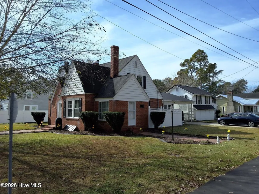 215 Elm Street Chadbourn, NC 28431