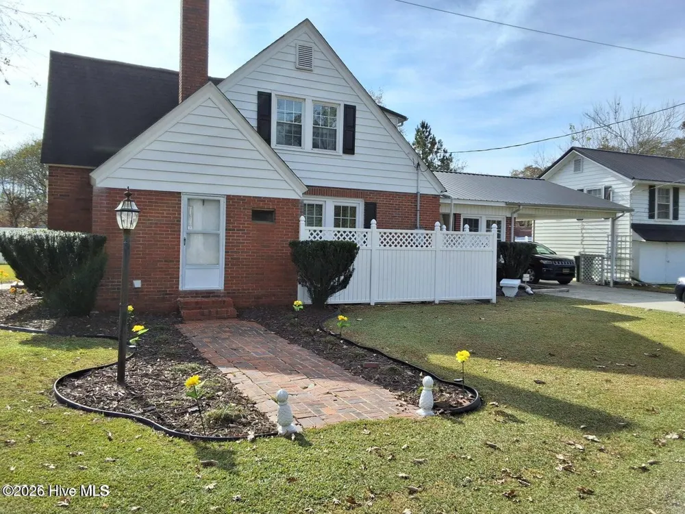 215 Elm Street Chadbourn, NC 28431
