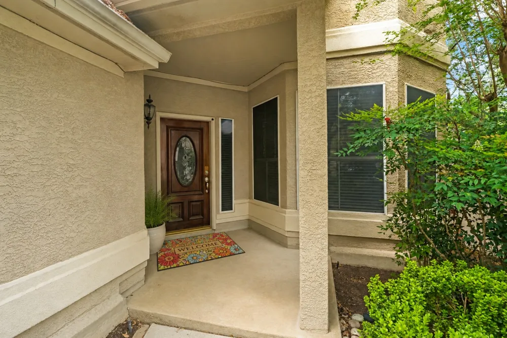 6 Muirfield Greens Cove Lakeway, TX 78738