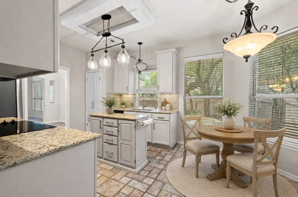 6 Muirfield Greens Cove Lakeway, TX 78738