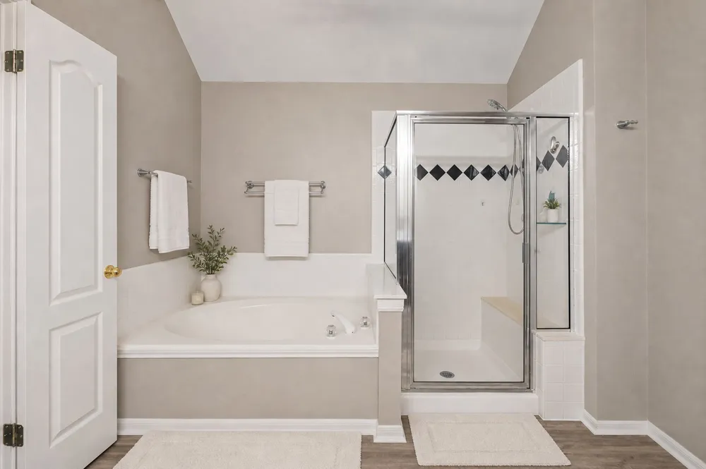 6 Muirfield Greens Cove Lakeway, TX 78738