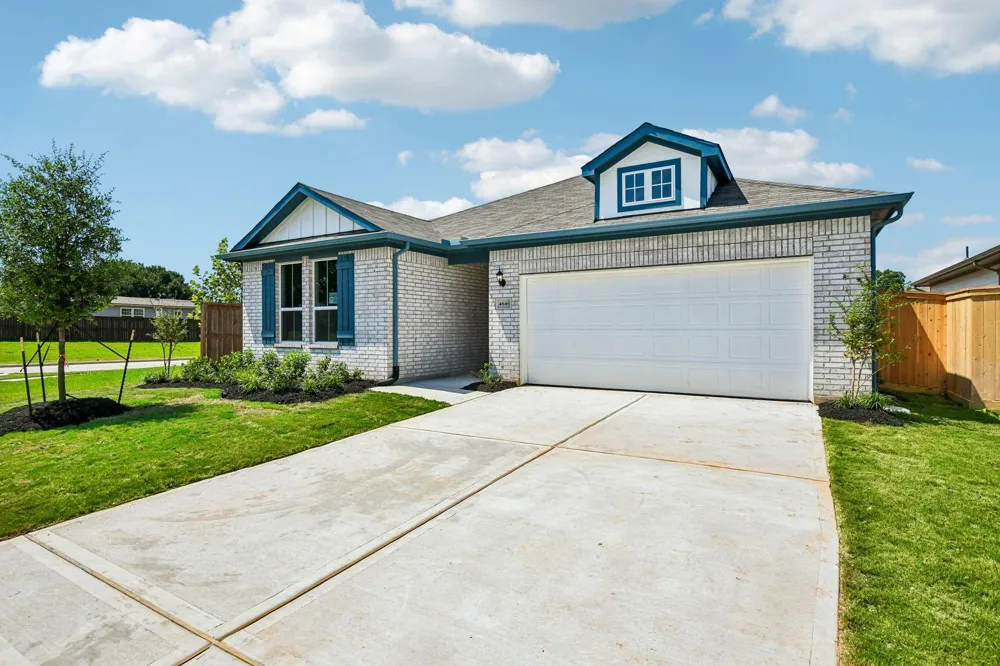 4646 Coral Bean Street Pinehurst, TX 77362